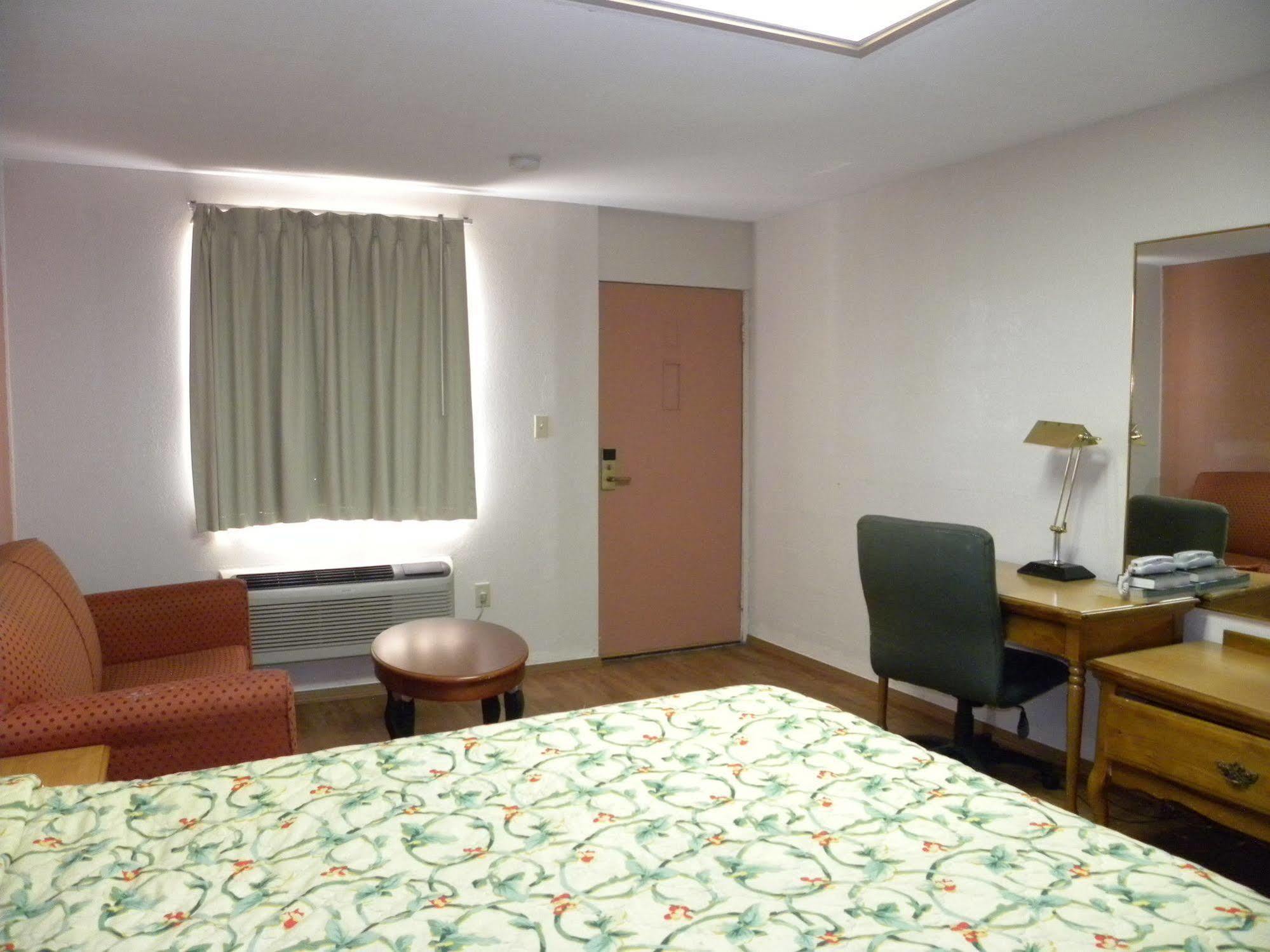 Guest Inn ロジャース エクステリア 写真