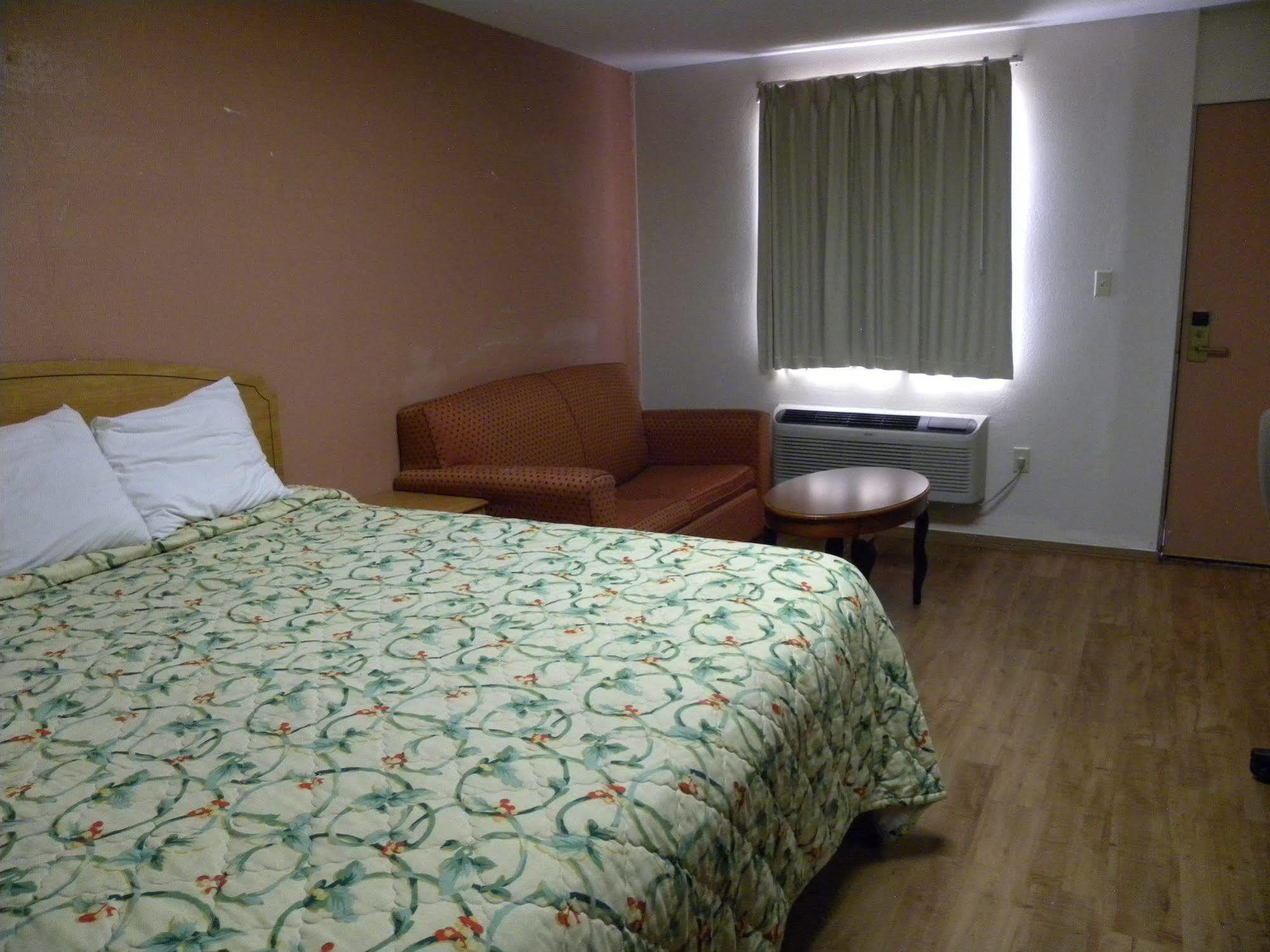 Guest Inn ロジャース エクステリア 写真